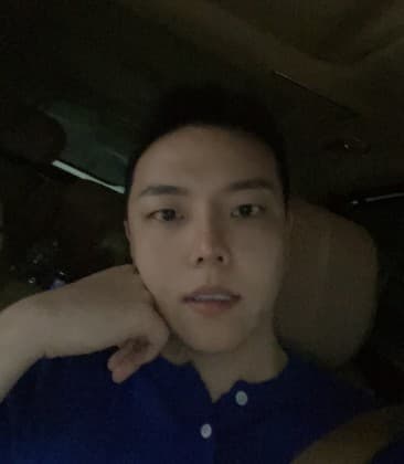대욱.