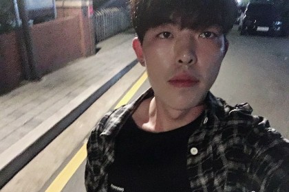 김웅바