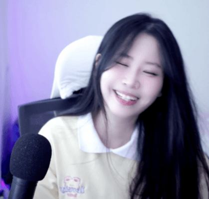 우기잉_